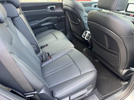 2026 Kia Sorento - photo 14