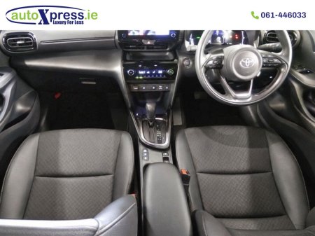 2024 Toyota Yaris Cross - photo 2