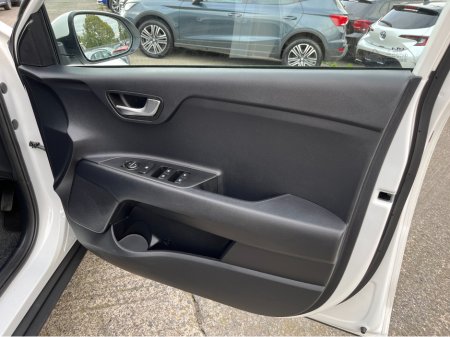 2023 Kia Stonic - photo 11