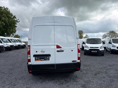 2021 Opel Movano - photo 2