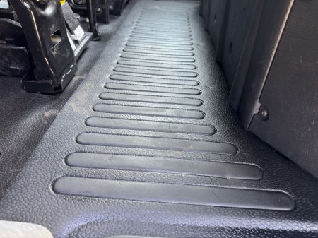 2021 Nissan NV400 - photo 23