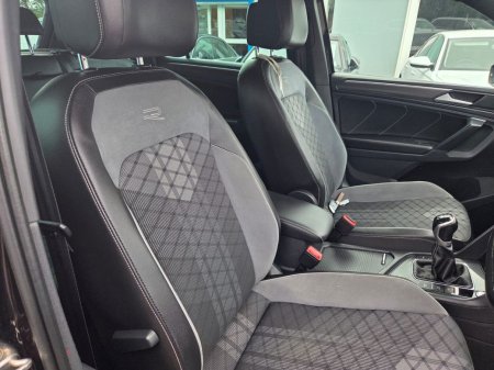 2021 Volkswagen Tiguan - photo 8