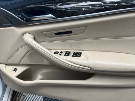 2017 BMW 5-Series - photo 16