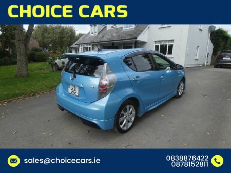 2012 Toyota Aqua - photo 5