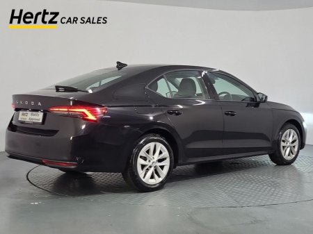 2025 Skoda Octavia - photo 3