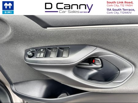 2020 Toyota Yaris - photo 8