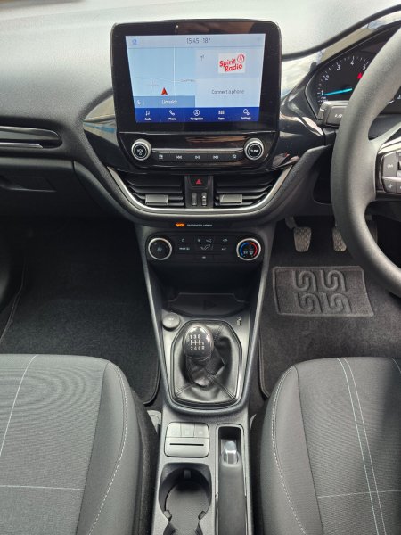 2020 Ford Fiesta - photo 13