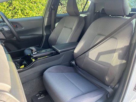 2023 Toyota Prius - photo 6
