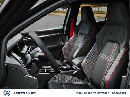 2027 Volkswagen Golf - photo 7