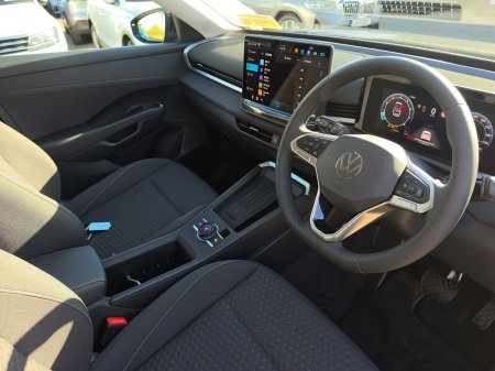 2026 Volkswagen T-Roc - photo 6