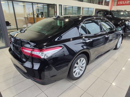 2021 Toyota Camry - photo 3