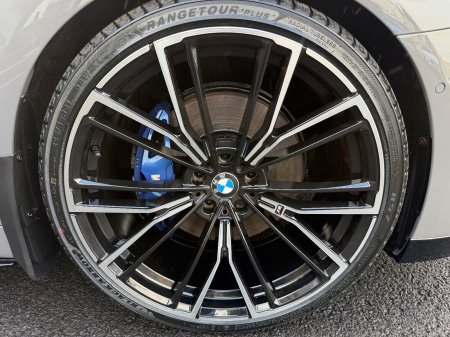 2022 BMW 5-Series - photo 14