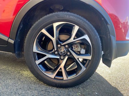 2021 Toyota C-HR - photo 5