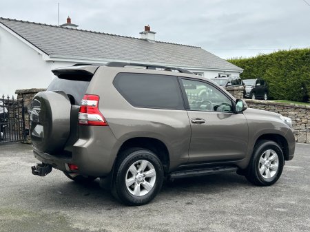 2016 Toyota Land Cruiser - photo 7