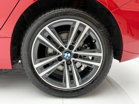 2024 BMW 1-Series - photo 9