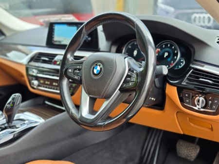 2017 BMW 5-Series - photo 22