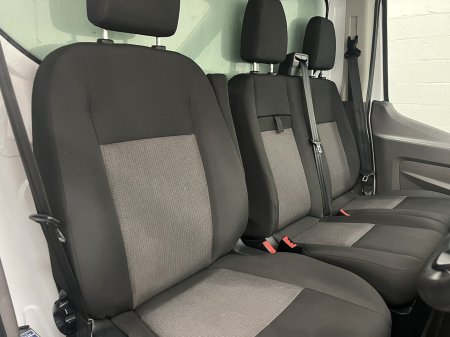 2021 Ford Transit - photo 7