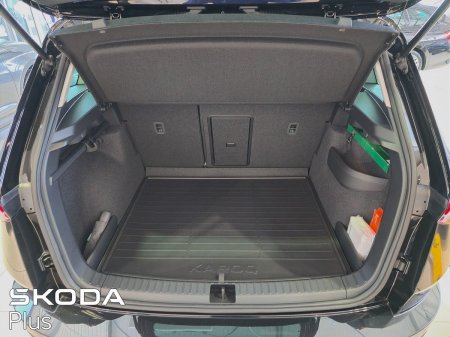 2027 Skoda Karoq - photo 9