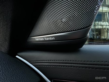 2021 BMW 5-Series - photo 28