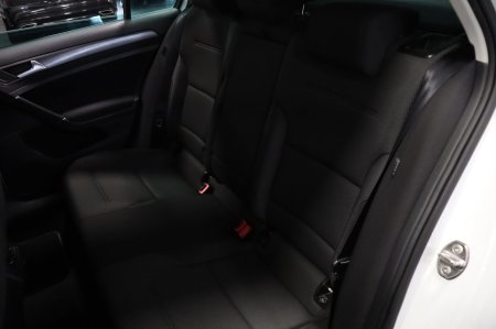 2017 Volkswagen Golf - photo 36