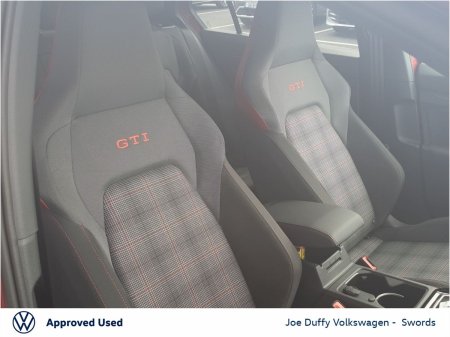 2026 Volkswagen Golf - photo 9