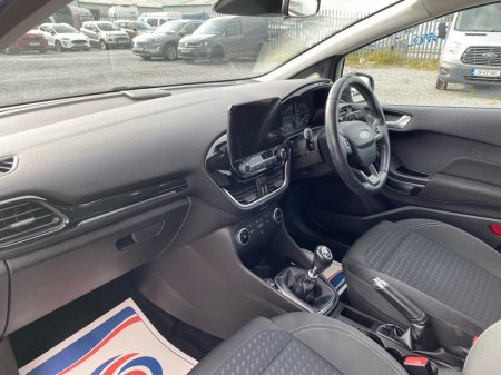 2018 Ford Fiesta - photo 8