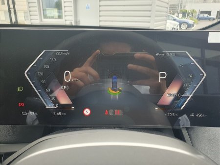 2025 BMW iX - photo 8