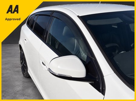 2017 Volvo V60 - photo 11