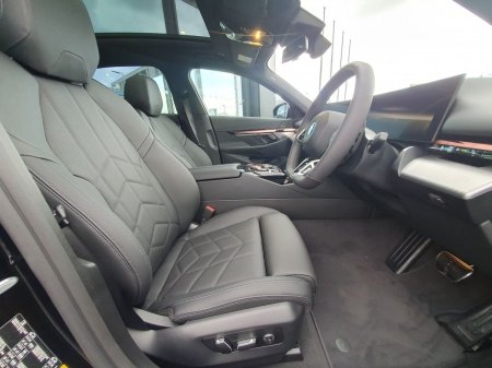 2026 BMW 5-Series - photo 12