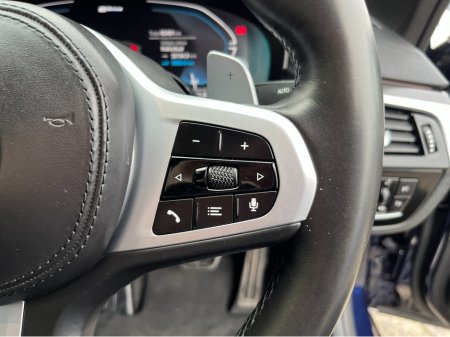 2021 BMW 5-Series - photo 28