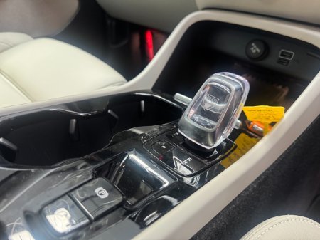 2021 Volvo XC40 - photo 10