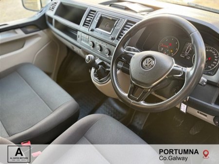 2018 Volkswagen Transporter - photo 2