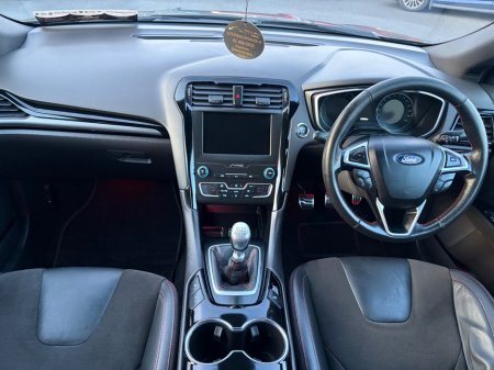 2021 Ford Mondeo - photo 18