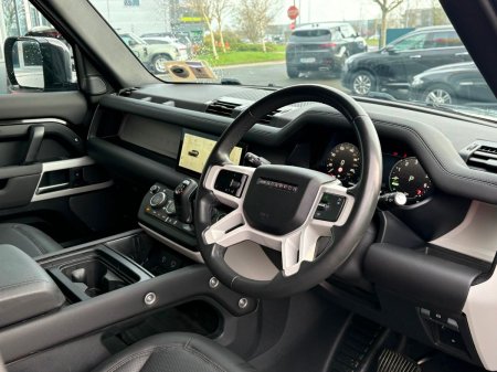 2024 Land Rover Defender - photo 3