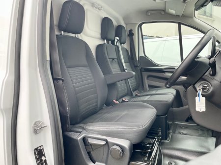 2023 Ford Transit Custom - photo 9