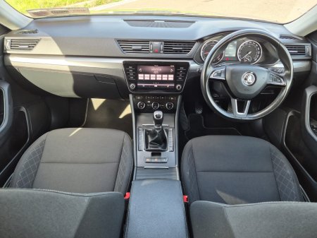 2021 Skoda Superb - photo 24