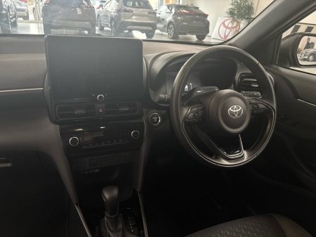 2026 Toyota Yaris Cross - photo 8