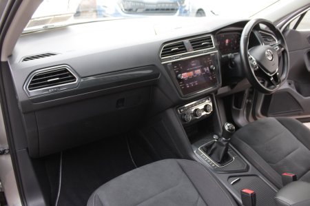2019 Volkswagen Tiguan - photo 23
