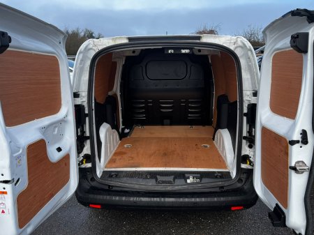 2024 Ford Transit Courier - photo 12