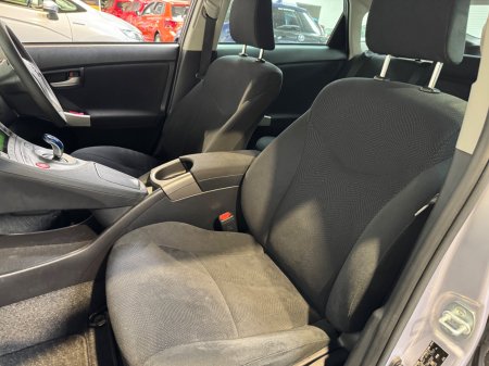 2015 Toyota Prius - photo 17
