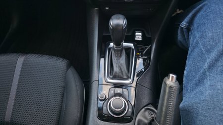 2018 Mazda Axela - photo 19