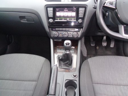 2016 Skoda Octavia - photo 10