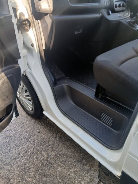 2020 Renault Trafic - photo 17
