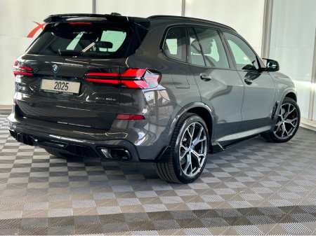 2025 BMW X5 - photo 2