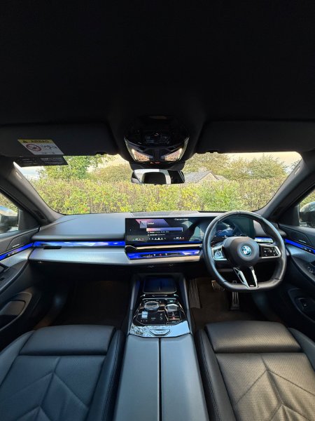2023 BMW i5 - photo 14