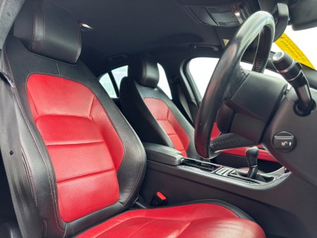 2015 Jaguar XE - photo 7