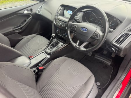2017 Ford Focus - photo 9