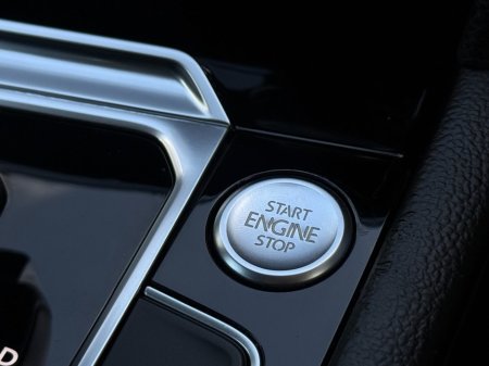 2018 Volkswagen Passat - photo 19