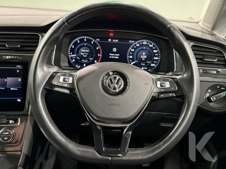 2020 Volkswagen Golf - photo 17