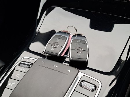2024 Mercedes-Benz EQC - photo 28